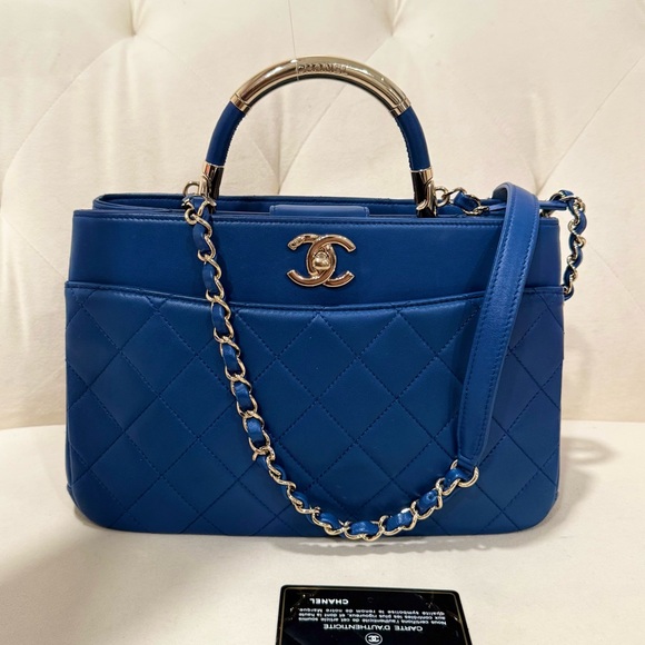 CHANEL Handbags - Chanel Royal Blue Quilted Shoulder Bag